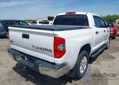 2019 Toyota Tundra Sr5 5.7L V8 z USA, uszkodzony, nr VIN 5TFDY5F16KX861779
